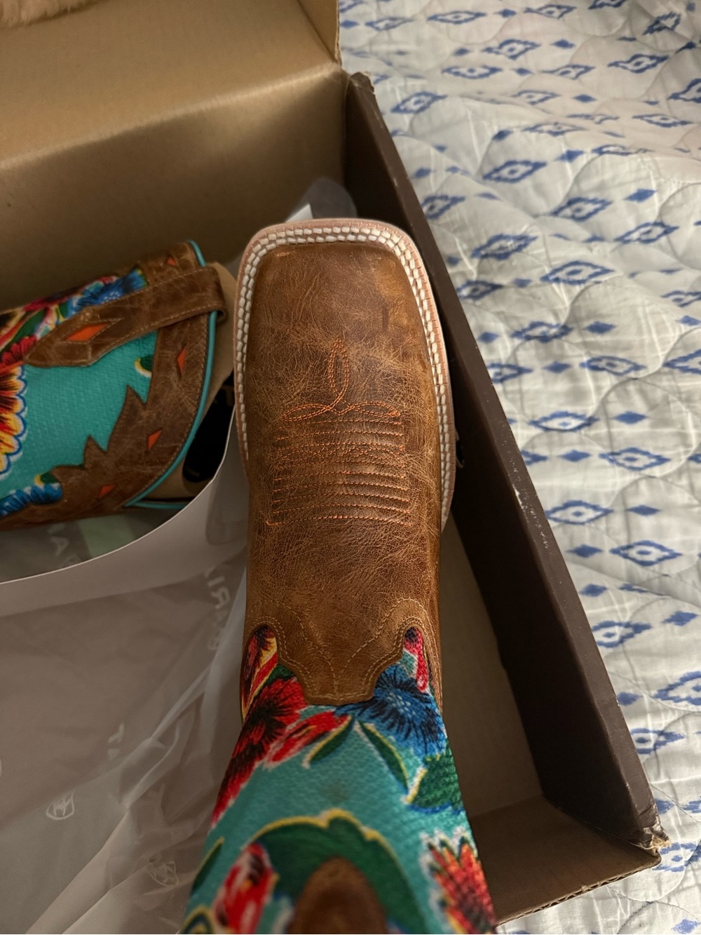 Ariat Turquoise Sunflower Floral Embroidered Western Boots - Picture 3 of 9